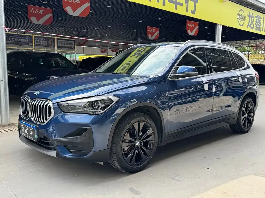 BMW X1 — фото 1