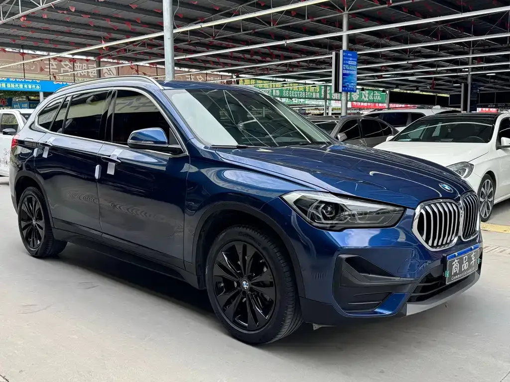 BMW X1 — фото 10