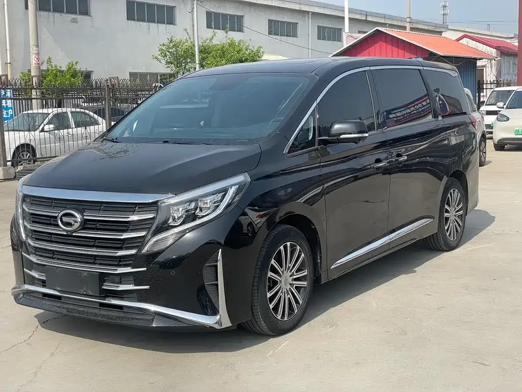 GAC Motor Trumpchi M8 — фото 1