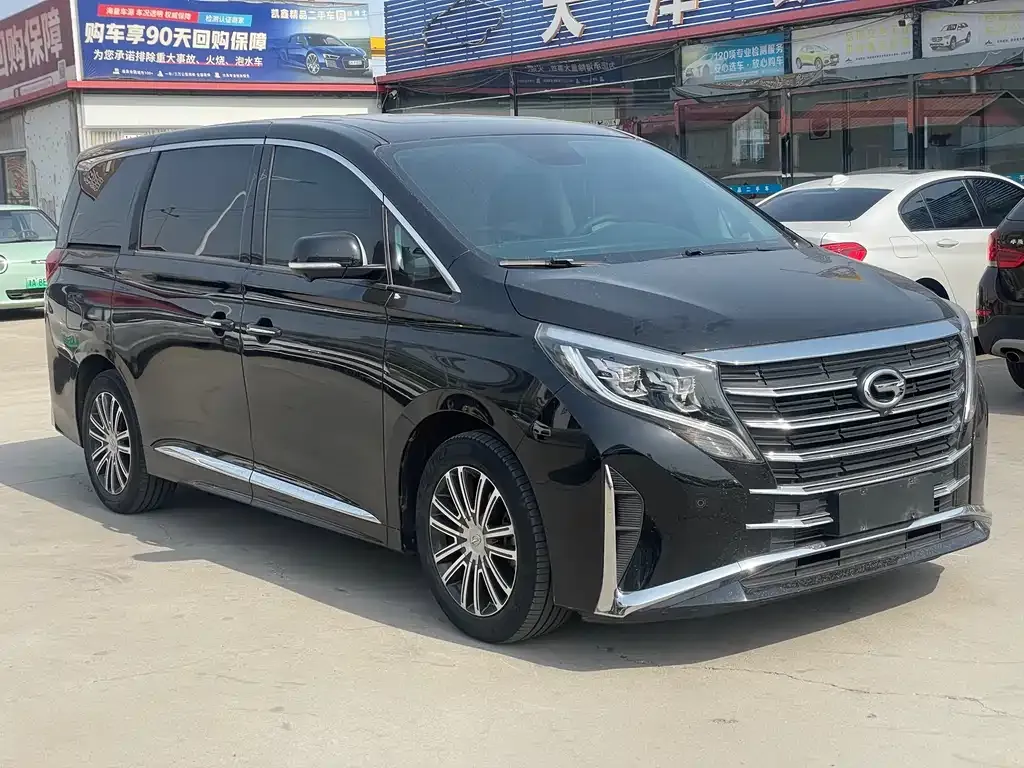 GAC Motor Trumpchi M8 — фото 10