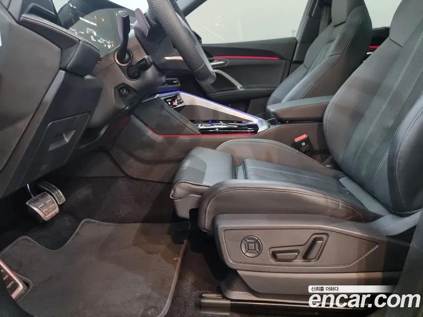Audi Q5 2025 из KR, фото 9