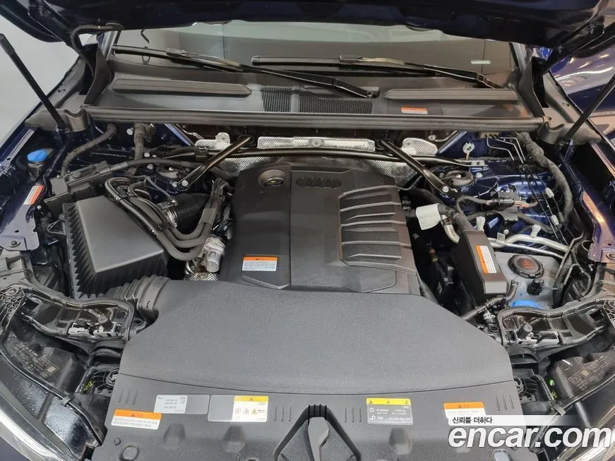 Audi Q5 2025 из KR, фото 10