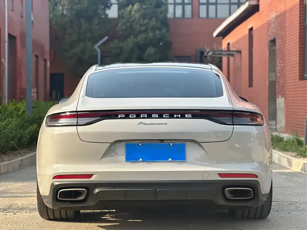 Porsche Panamera — фото 4