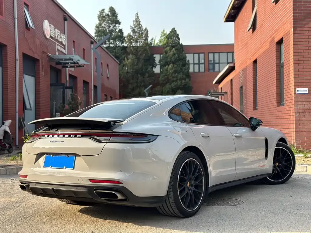 Porsche Panamera — фото 9