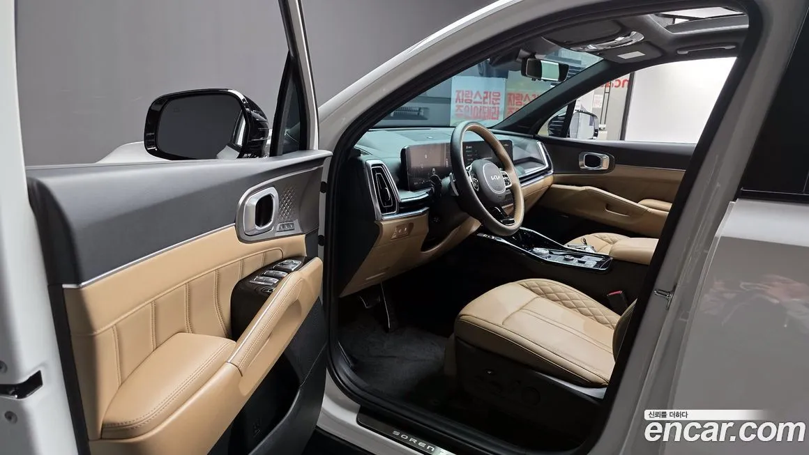 Kia Sorento — фото 5