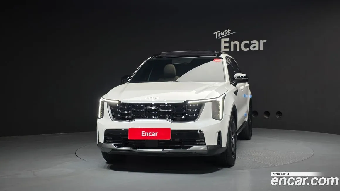 Kia Sorento — фото 10