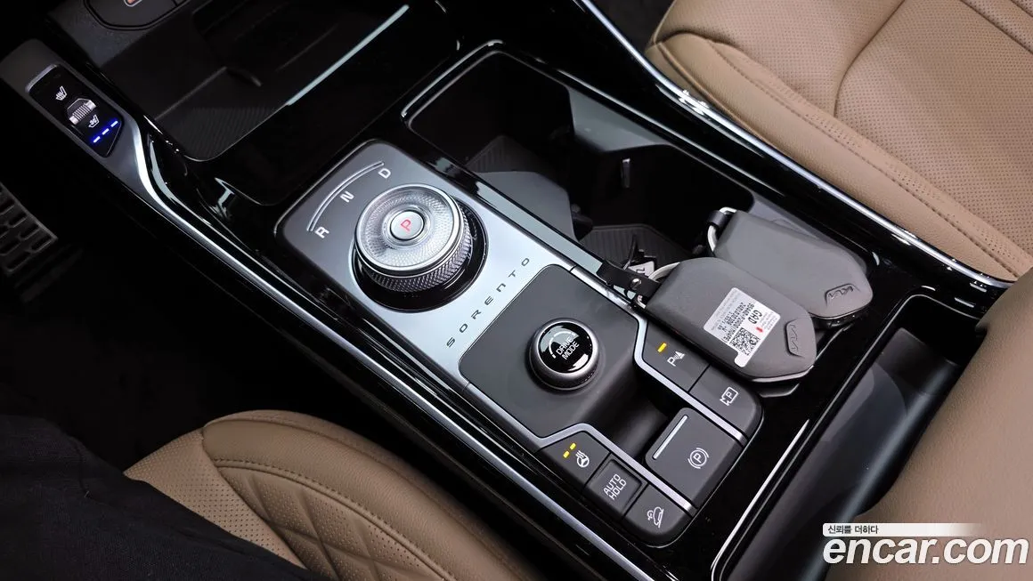 Kia Sorento — фото 9