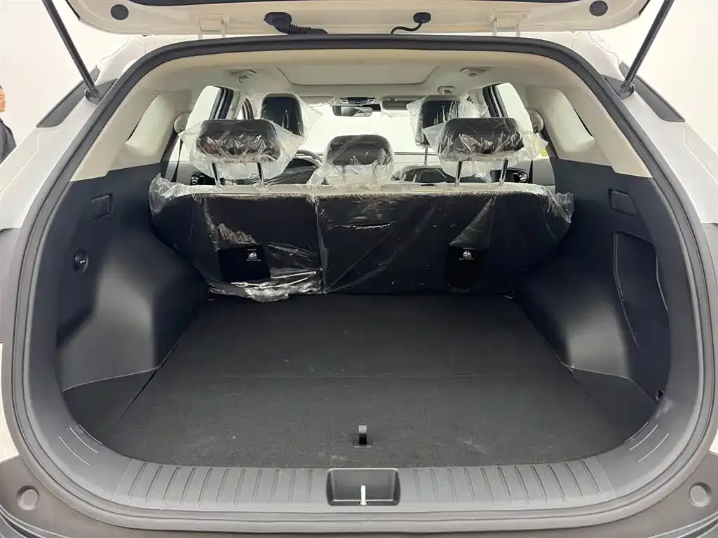 Kia Sportage — фото 9
