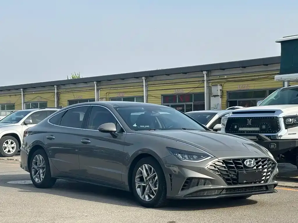 Hyundai Sonata — фото 4