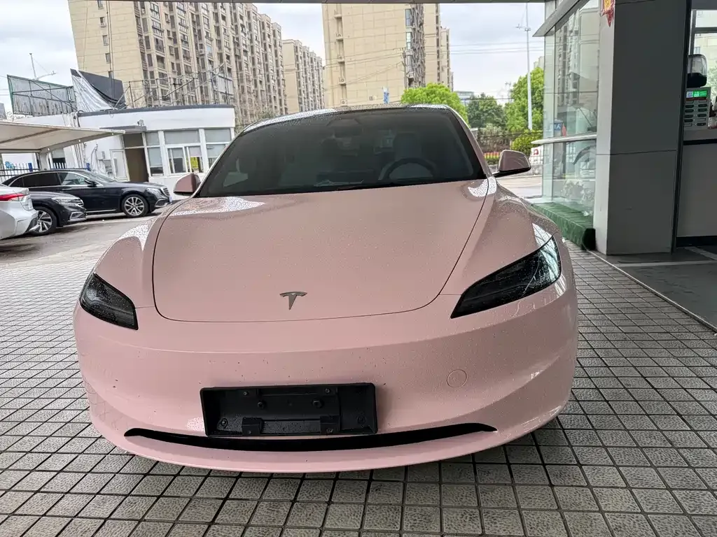 Tesla Model 3 — фото 6
