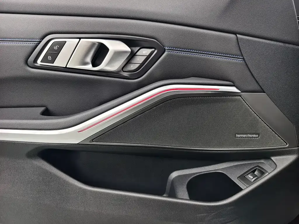 BMW 3 Series — фото 10