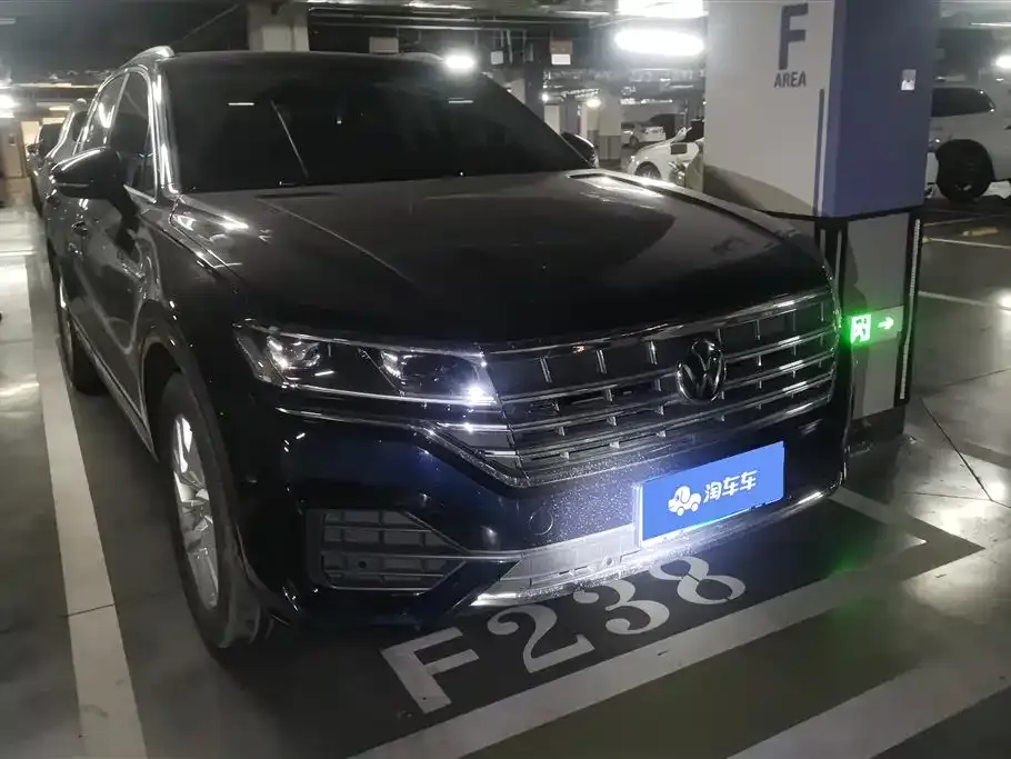 Volkswagen Touareg 2022 из CN, фото 6