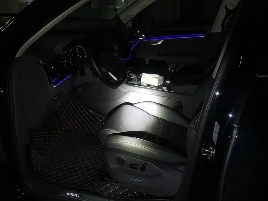 Volkswagen Touareg 2022 из CN, фото 9