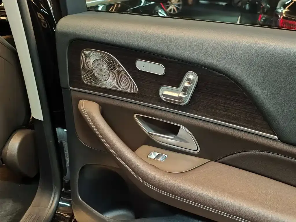 Mercedes-Benz GLE — фото 4