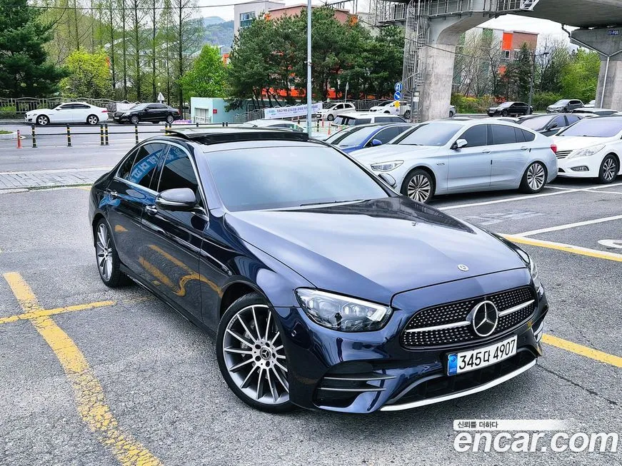 Mercedes-Benz E-Class — фото 10