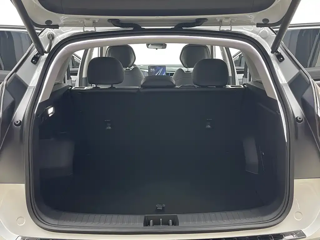 Geely Boyue L 2025 из CN, фото 9