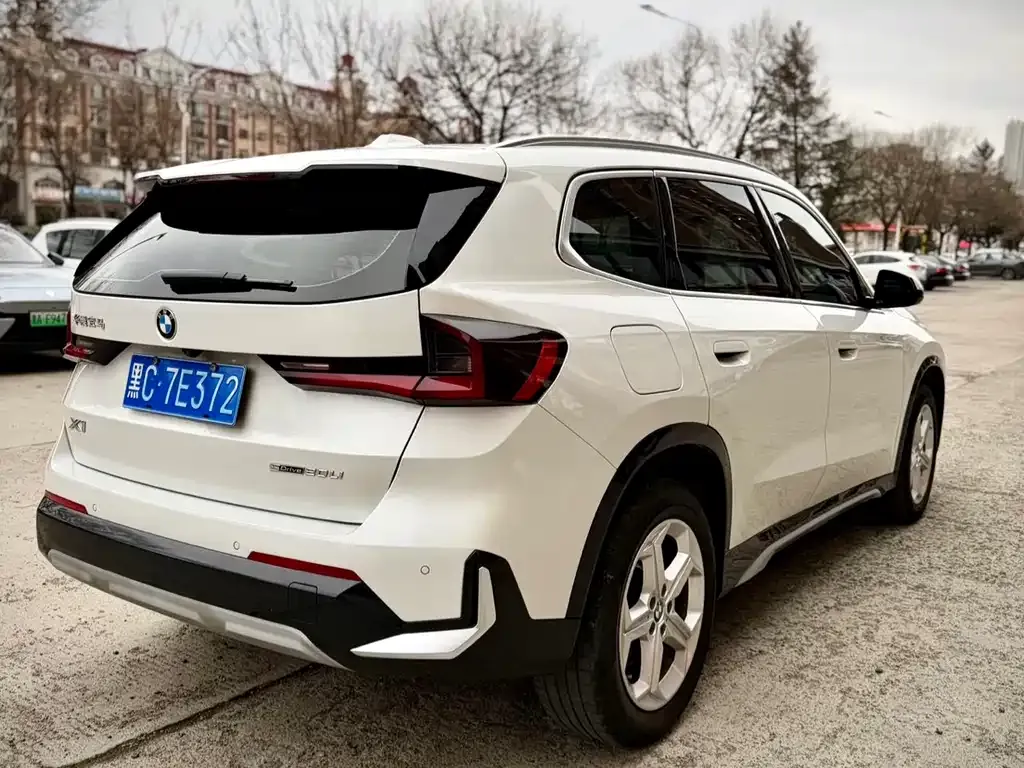 BMW X1 — фото 4