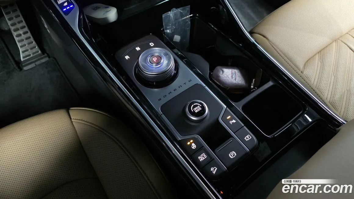 Kia Sorento — фото 7