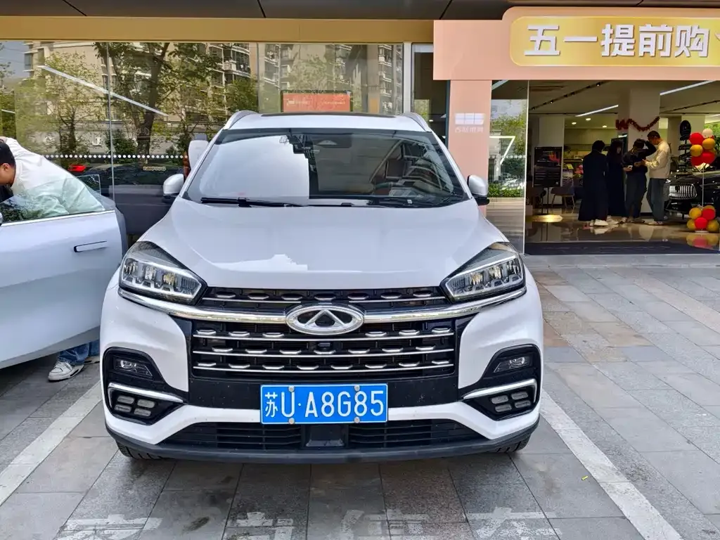 Chery Tiggo 8 — фото 6