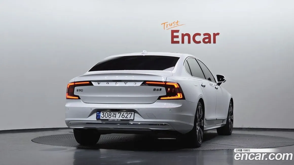 Volvo S90 — фото 3