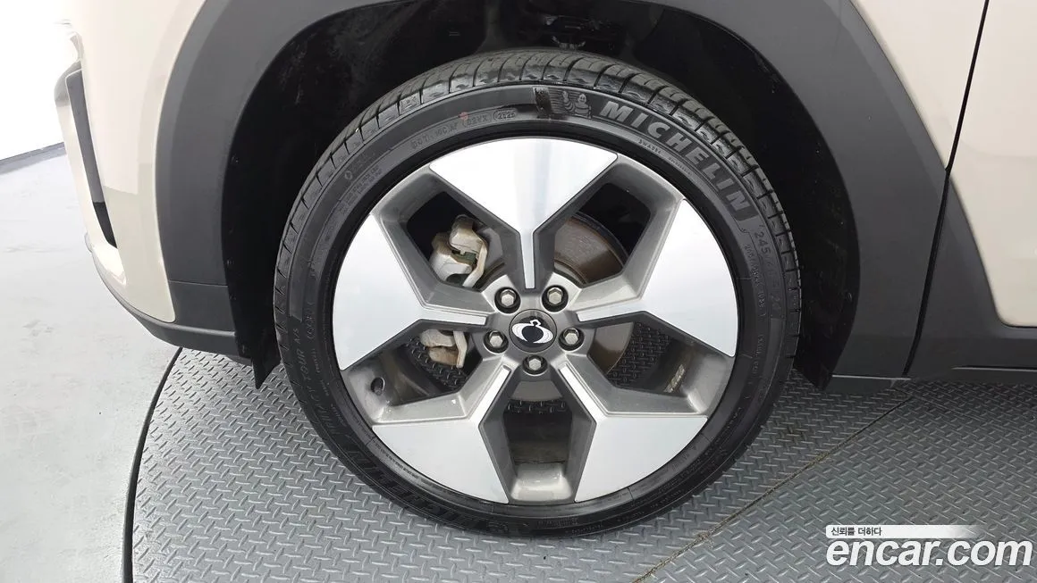 KG Mobility (Ssangyong) Torres — фото 9