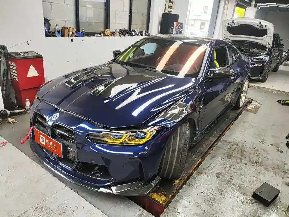 BMW M4 — фото 1