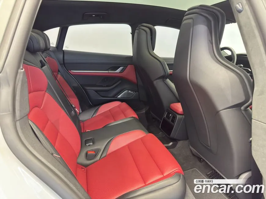 Porsche Taycan 2025 из KR, фото 9