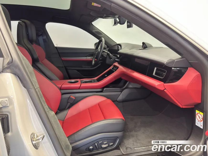 Porsche Taycan 2025 из KR, фото 4