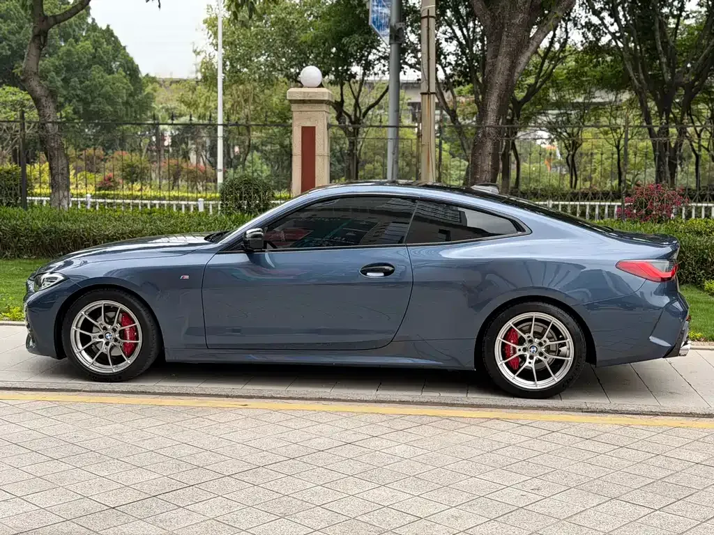 BMW 4 Series 2022 из CN, фото 9