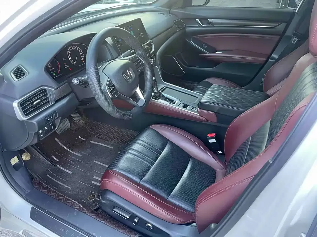 Honda Inspire 2023 из CN, фото 5