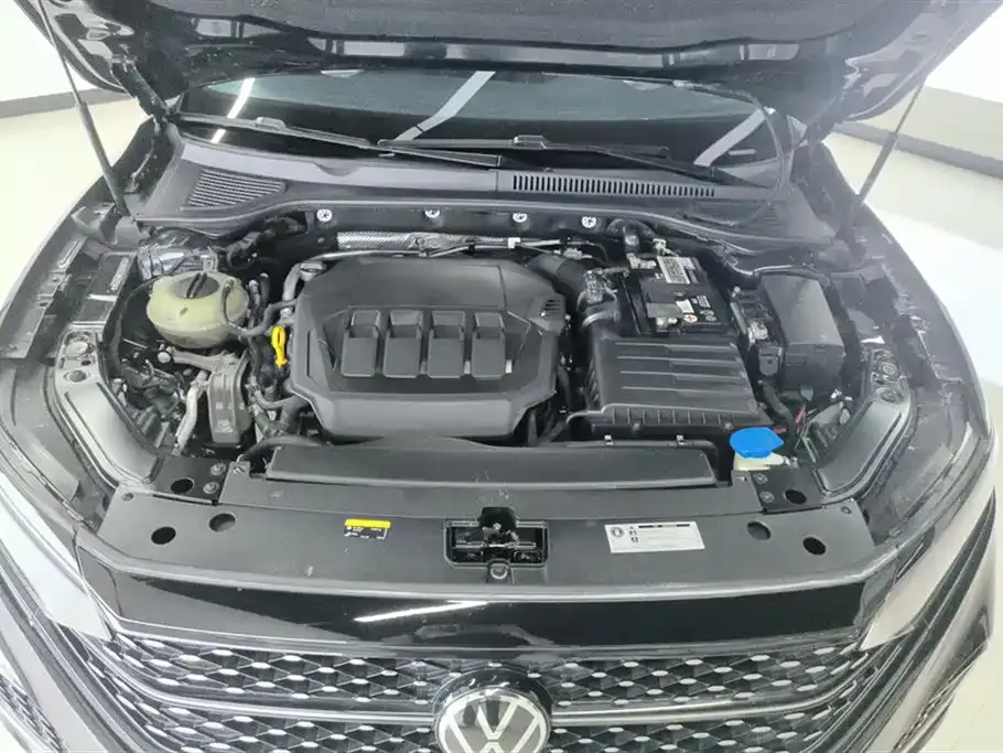 Volkswagen Passat — фото 4