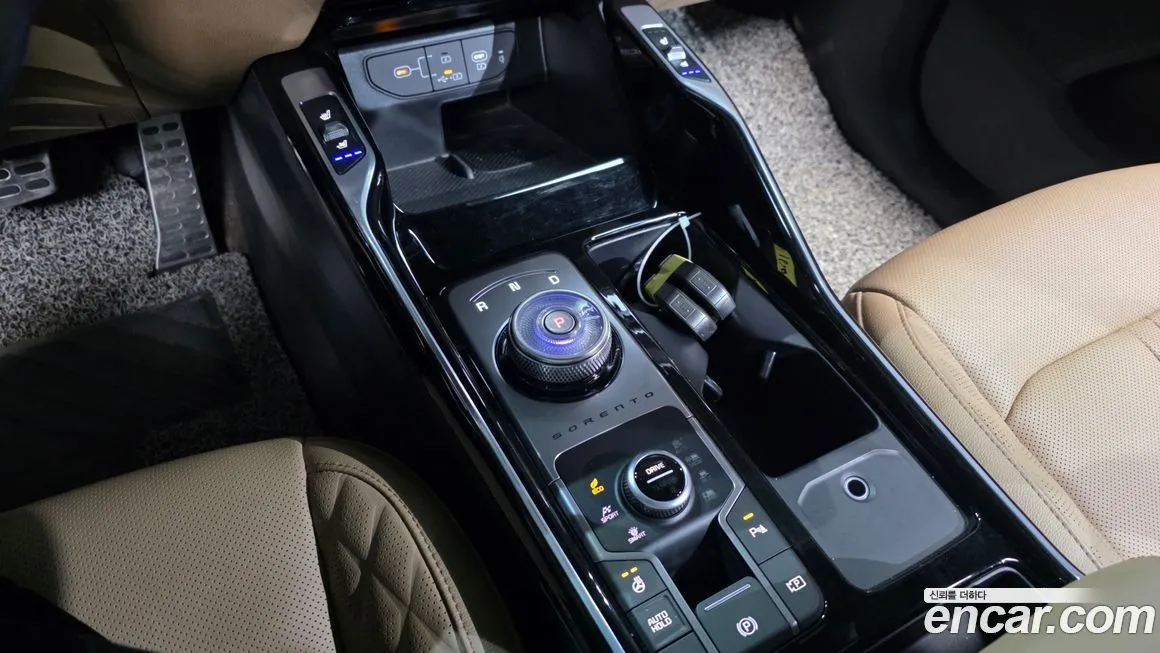 Kia Sorento — фото 7