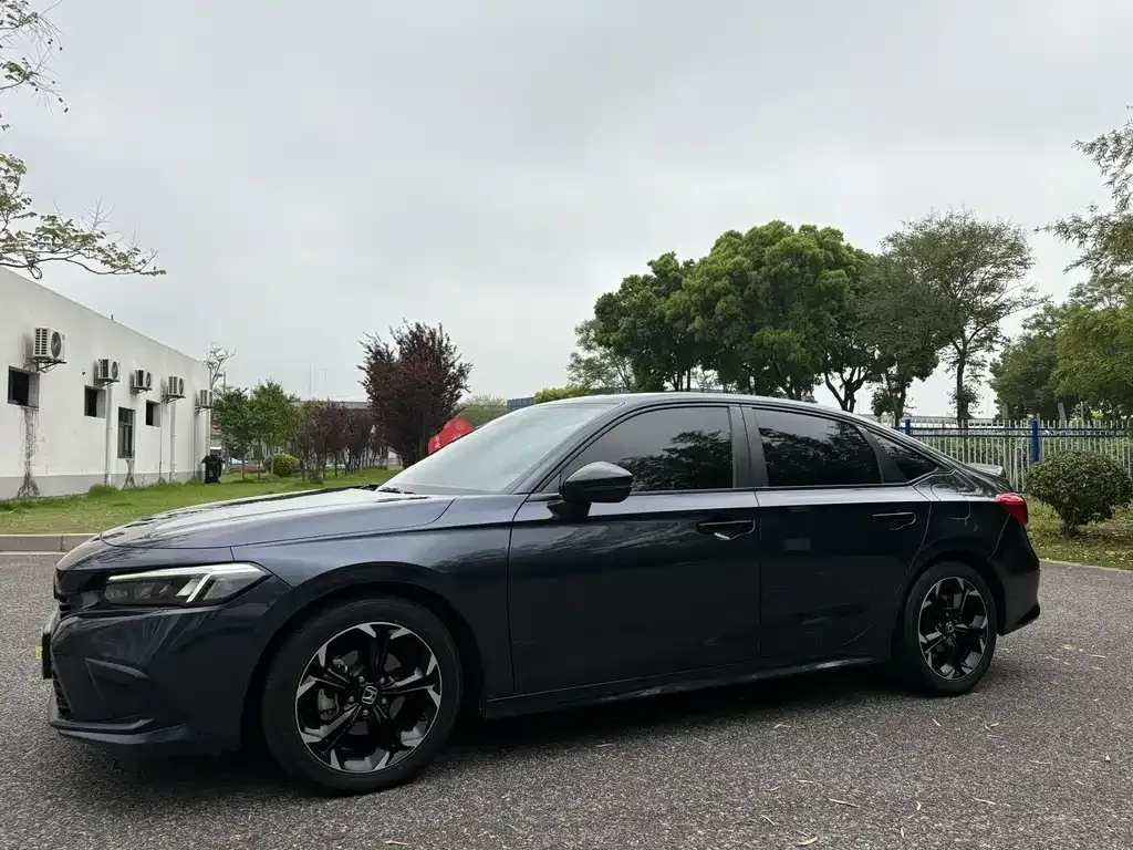 Honda Civic — фото 5