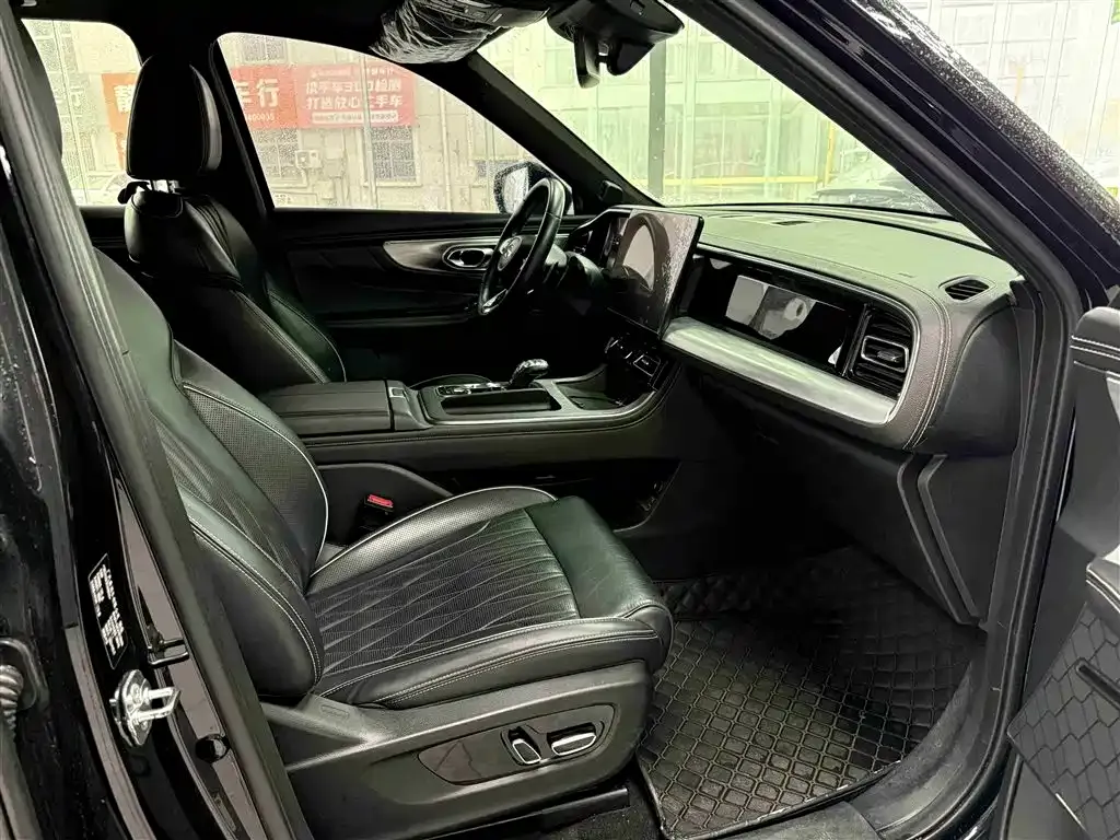 GAC Motor Trumpchi GS8 — фото 8