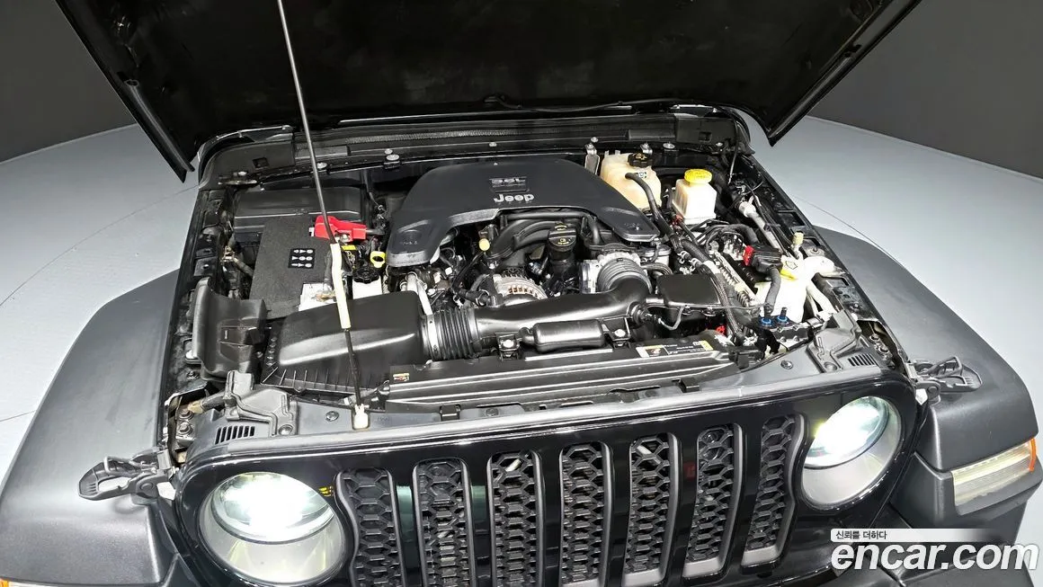 Jeep Gladiator 2021 из KR, фото 10