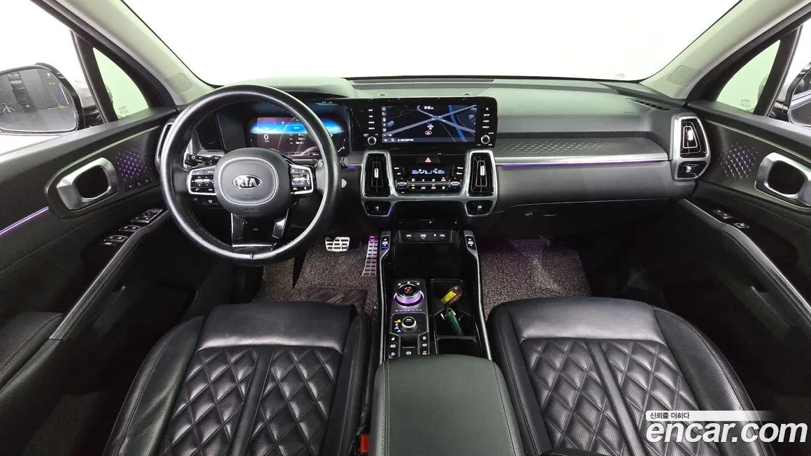 Kia Sorento — фото 6