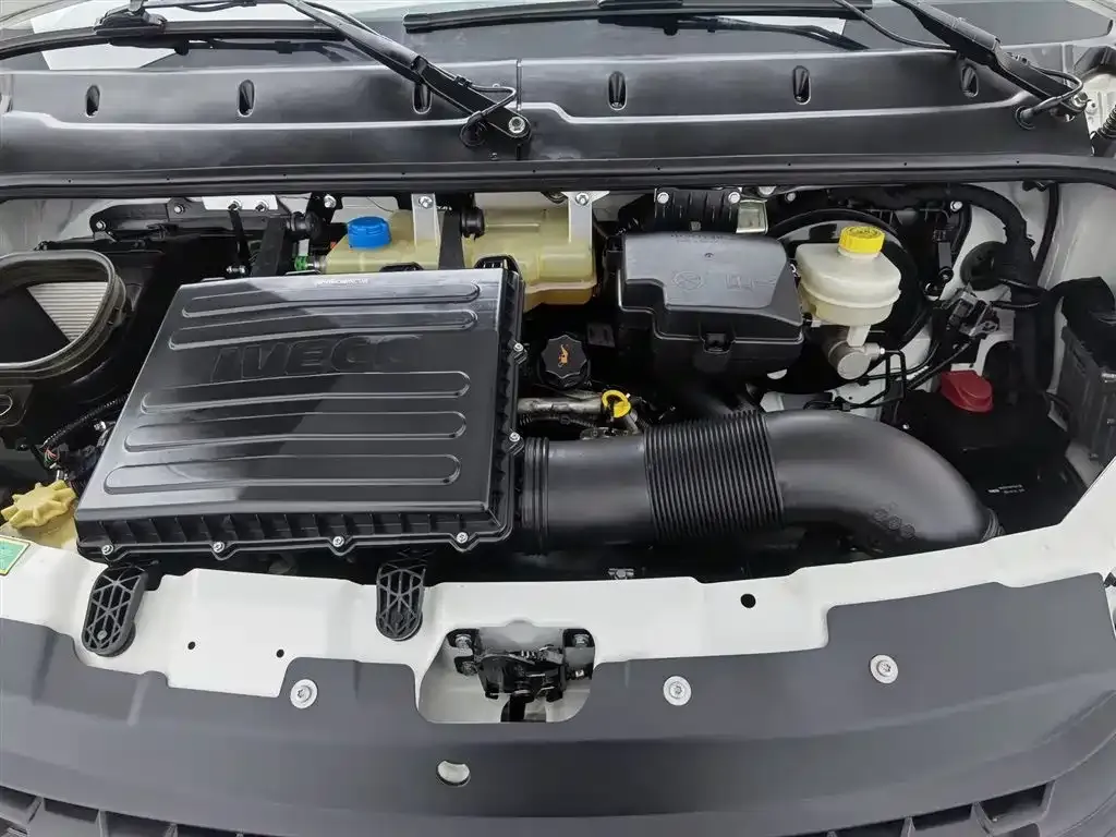 IVECO Ousheng 2022 из CN, фото 8