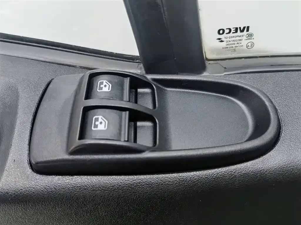 IVECO Ousheng 2022 из CN, фото 9