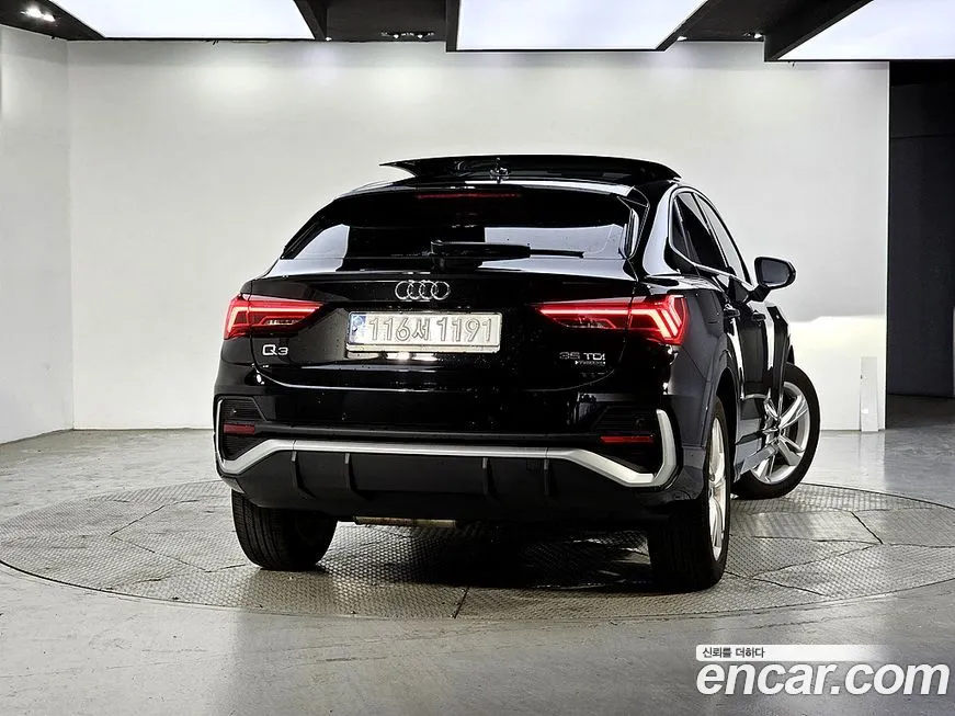 Audi Q3 2022 из KR, фото 2