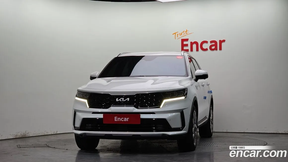 Kia Sorento — фото 9
