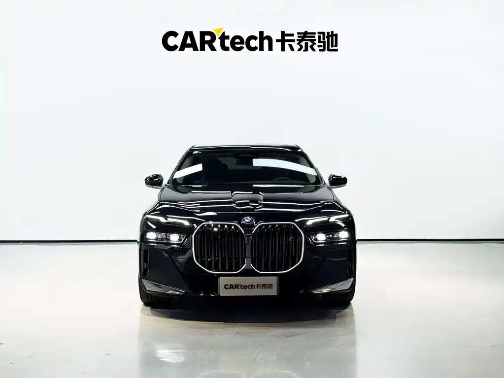BMW i7 2024 из CN, фото 3