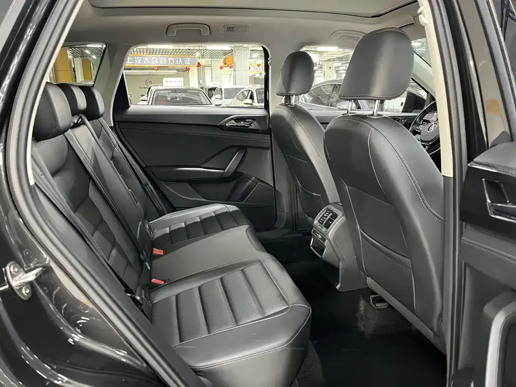 Volkswagen Tharu 2022 из CN, фото 4