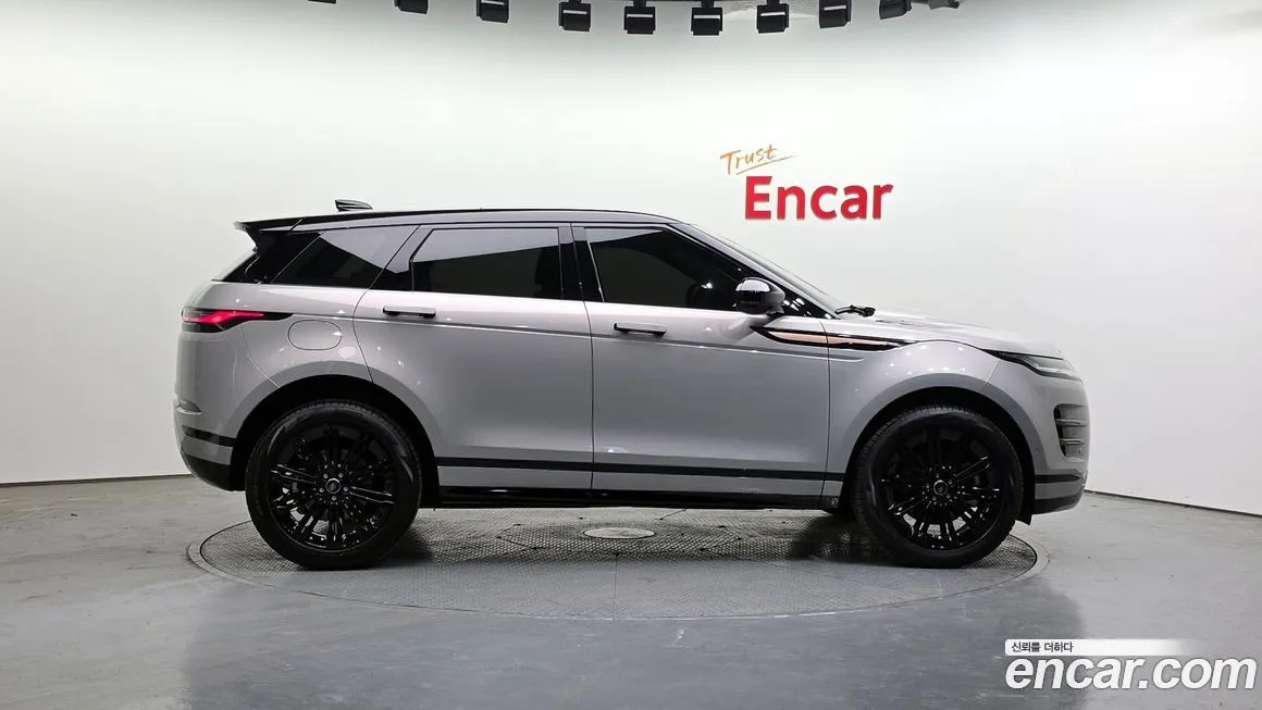 Land Rover Range Rover Evoque — фото 4