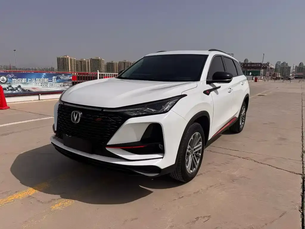 Changan CS75PLUS — фото 1