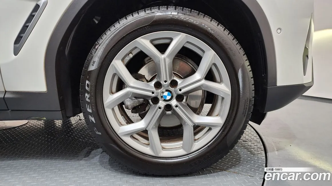 BMW X4 2022 из KR, фото 9