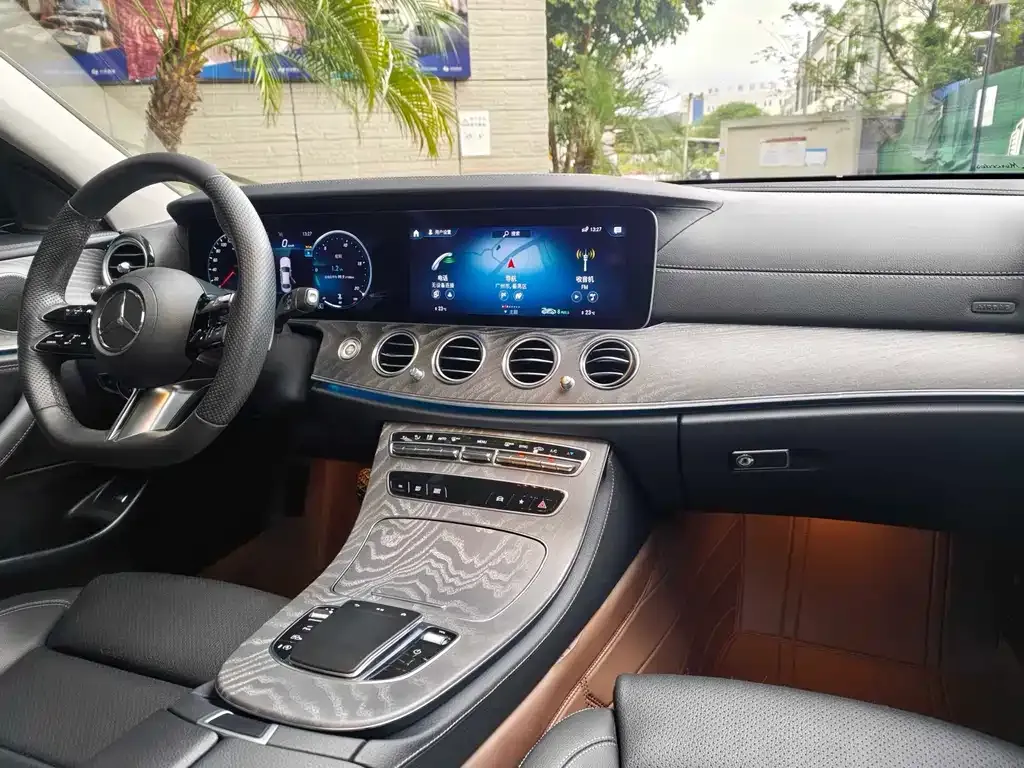 Mercedes-Benz E-Class 2022 из CN, фото 4