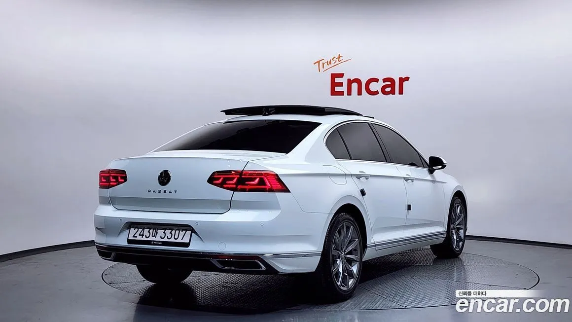 Volkswagen Passat 2021 из KR, фото 2
