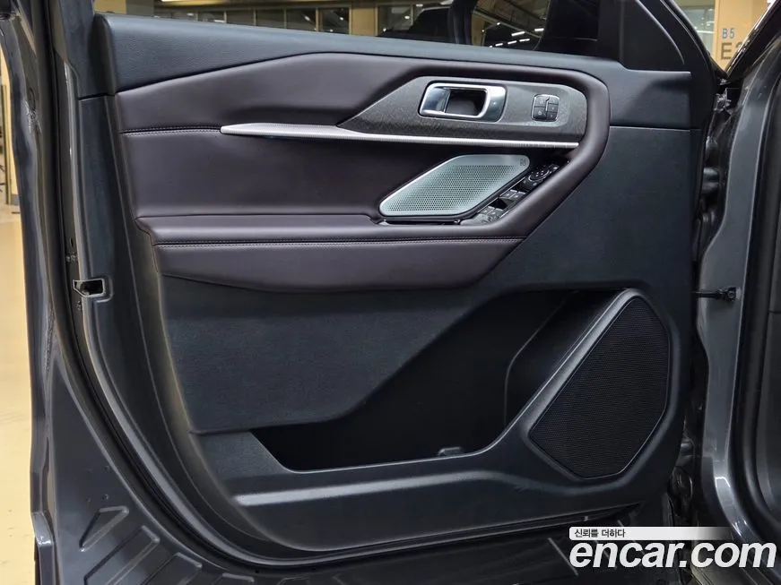 Ford Explorer 2025 из KR, фото 10