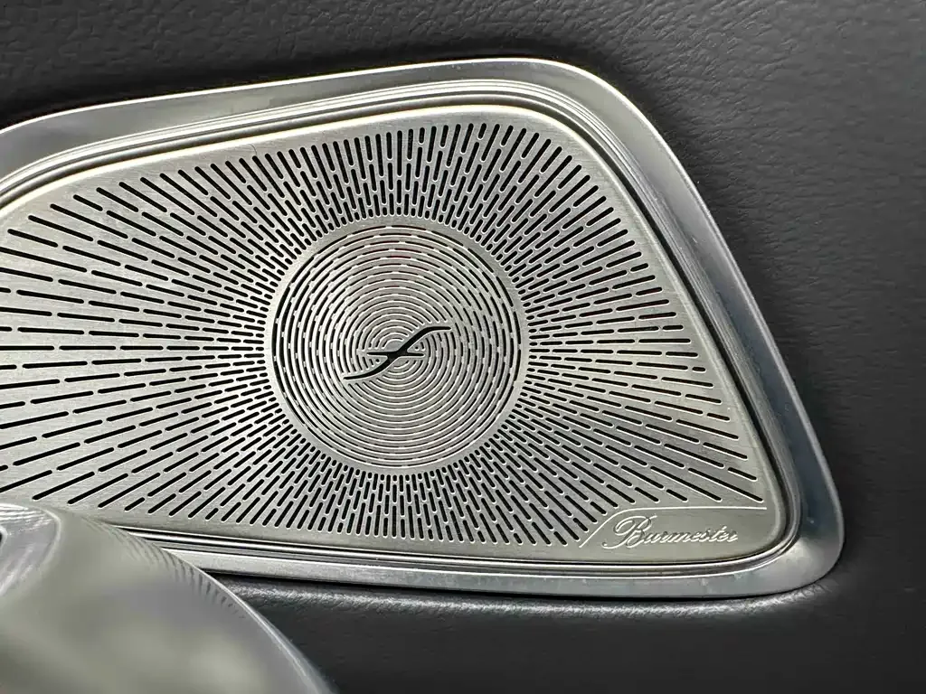 Mercedes-Benz E-Class — фото 10