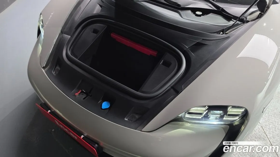 Porsche Taycan 2024 из KR, фото 2
